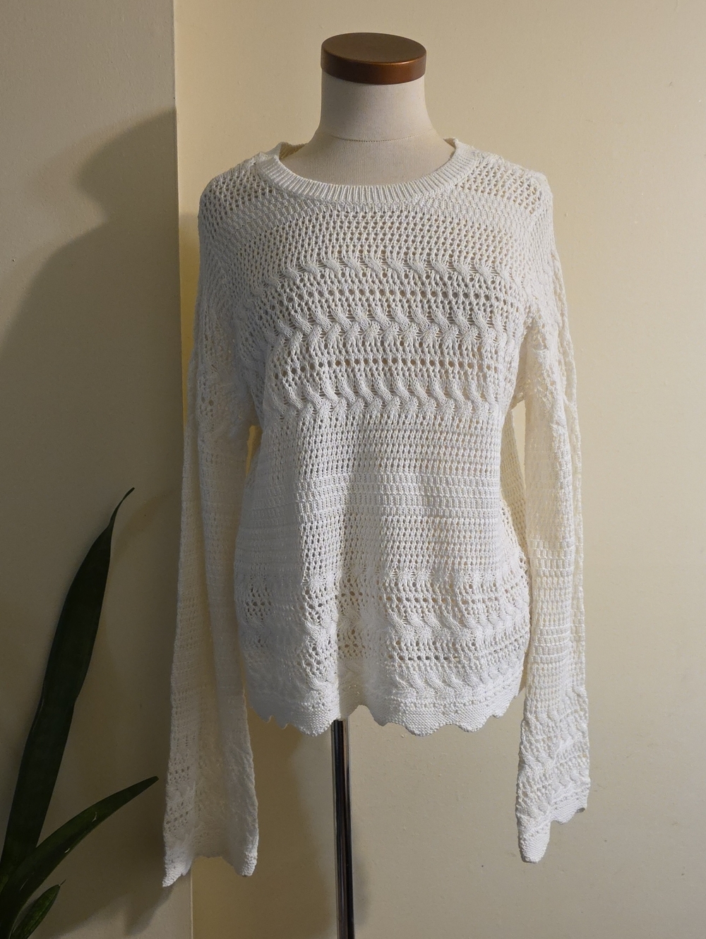 Lily Morgan Bell Sleeve Knit Crochet Crewneck Sweater - Ivory - M